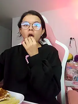 azumiichan online show from 03/14/26, 12:49