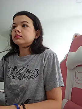 azumiichan online show from 10/25/25, 01:45