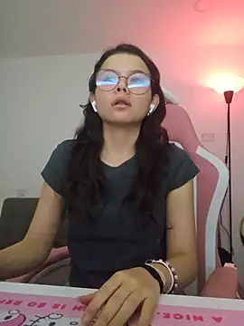 azumiichan online show from 05/27/26, 01:04