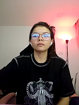 azumiichan online show from 03/12/26, 12:27