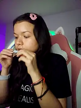 azumiichan online show from 02/11/25, 04:01