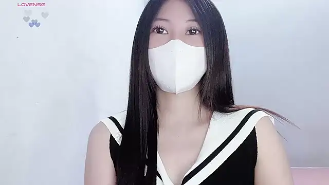 tanhxiu online show from 12/16/25, 03:16