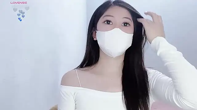 tanhxiu online show from 12/05/25, 08:02