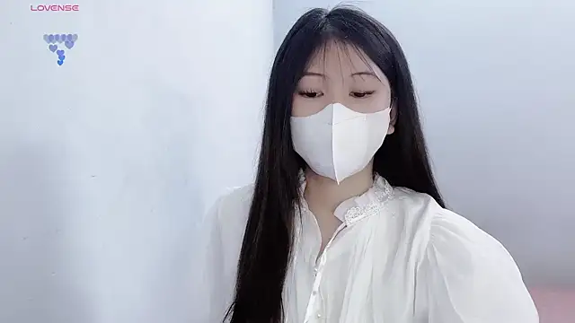 tanhxiu online show from 02/09/26, 10:13