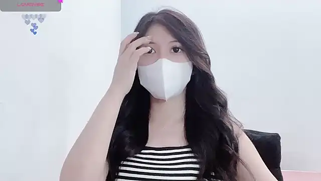 tanhxiu online show from 10/08/25, 01:01