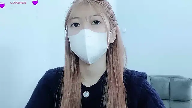 tanhxiu online show from 02/19/25, 06:43