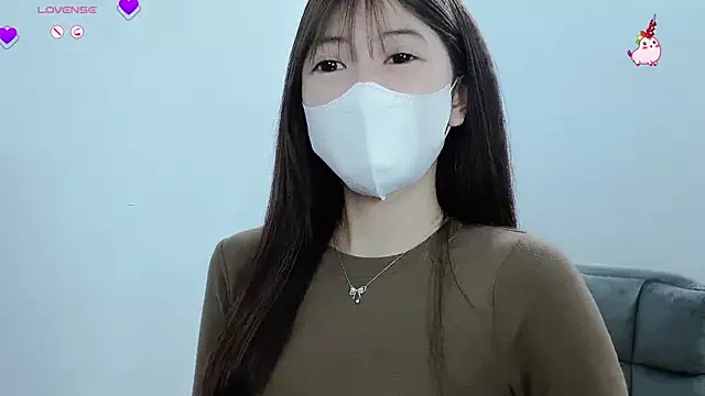 tanhxiu online show from 01/21/25, 09:36