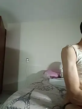 Snapshot of femboyxx69 chatting on 06/14/26, 09:49 femboyxx69 online show from 06/14/26, 09:49
