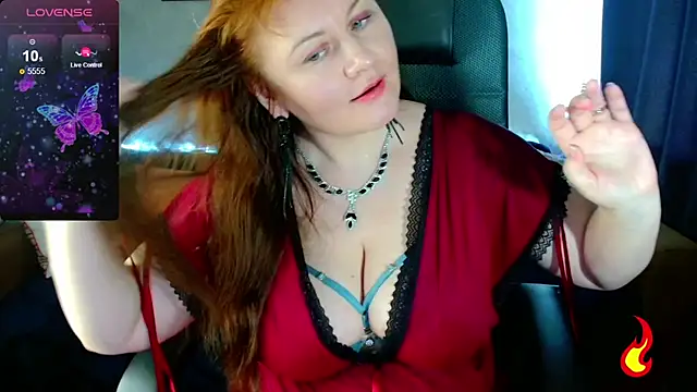Snapshot of Nikki_March chatting on 10/03/25, 10:50 Nikki March online show from 10/03/25, 10:50