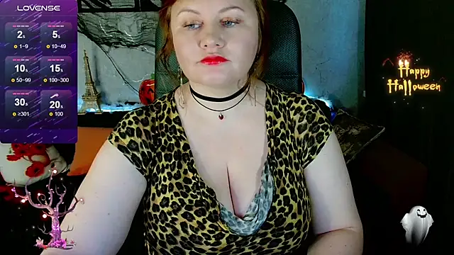 Nikki March online show from 10/28/25, 08:13