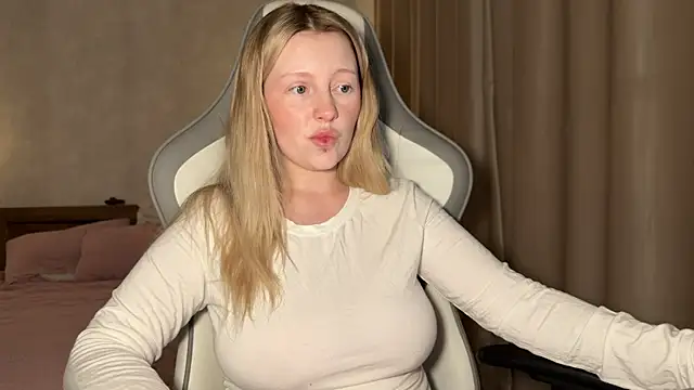 x ivy x online show from 10/24/25, 04:39