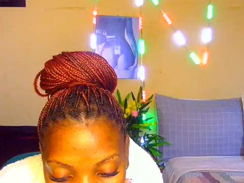 Naughtygal98 online show from 07/17/26, 04:21