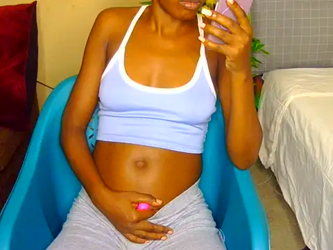 Naughtygal98 online show from 07/03/26, 12:28