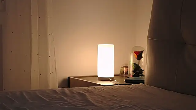 MariaMilan online show from 10/19/25, 04:04