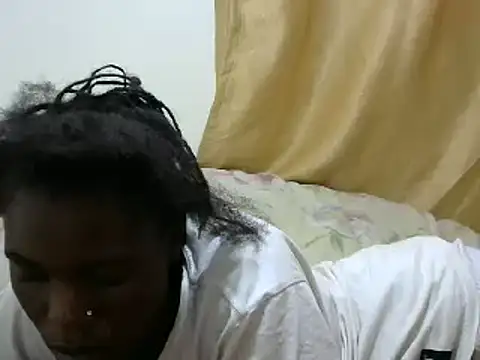 Snapshot of Ebony_jojo chatting on 02/28/25, 01:36 Ebony jojo online show from 02/28/25, 01:36
