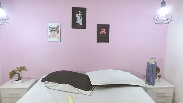 adaraacox online show from 02/28/25, 07:35