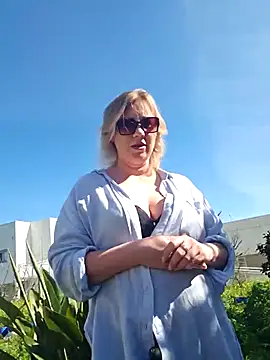 zarina3003 online show from 02/21/26, 11:34