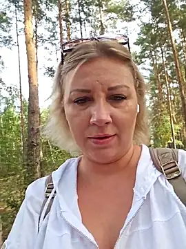 Snapshot of zarina3003 chatting on 09/12/25, 12:16 zarina3003 online show from 09/12/25, 12:16