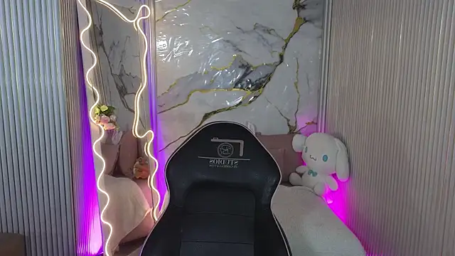 Chiara tay online show from 04/10/26, 01:07