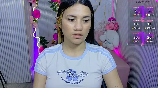 Snapshot of Chiara_tay chatting on 06/01/26, 07:24 Chiara tay online show from 06/01/26, 07:24