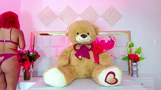 Snapshot of RubyRossel chatting on 02/13/25, 07:42 RubyRossel online show from 02/13/25, 07:42