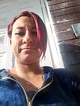 noa  01 online show from 12/15/25, 01:06