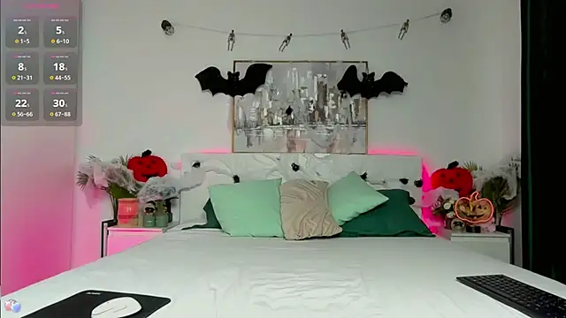 zoey marie online show from 10/30/25, 02:25