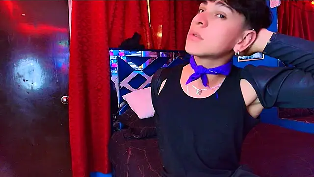 Luke Howland online show from 03/25/26, 02:44