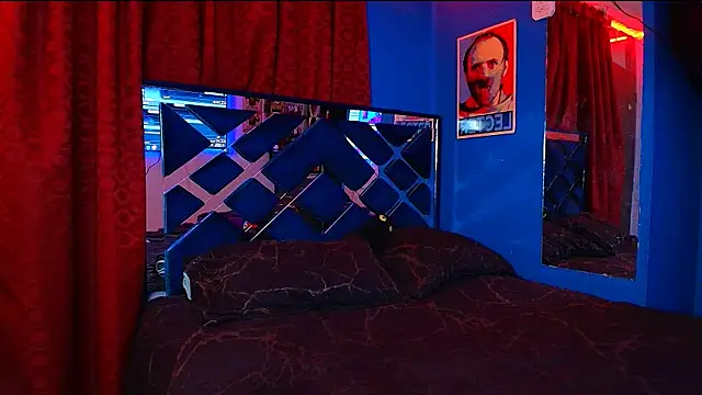 Luke Howland online show from 10/31/25, 01:57