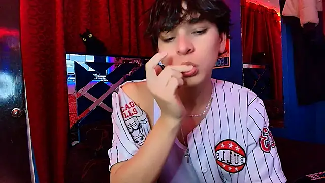 Luke Howland online show from 11/28/25, 12:33