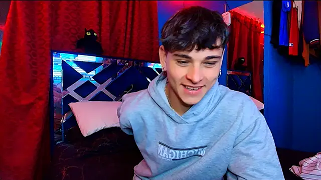 Luke Howland online show from 02/18/26, 01:25