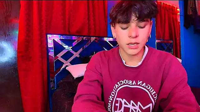 Luke Howland online show from 04/10/26, 02:29