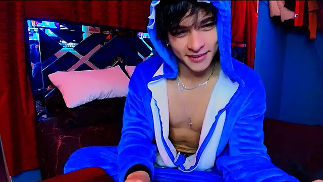 Luke Howland online show from 01/12/26, 01:12