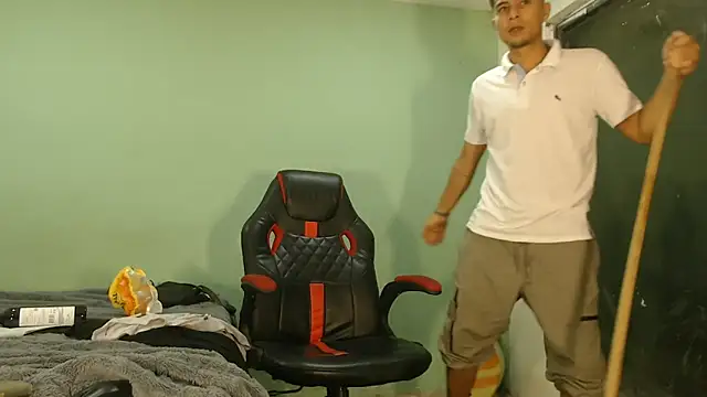 danielitopapuu online show from 02/17/26, 03:04