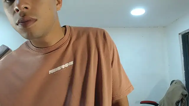 danielitopapuu online show from 10/21/25, 11:53