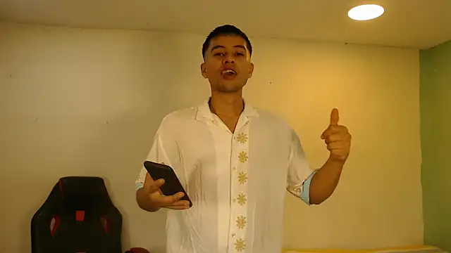 danielitopapuu online show from 05/08/26, 04:55