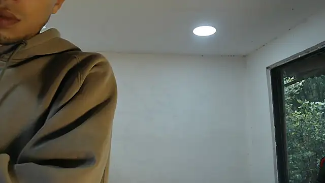 danielitopapuu online show from 10/10/25, 12:06