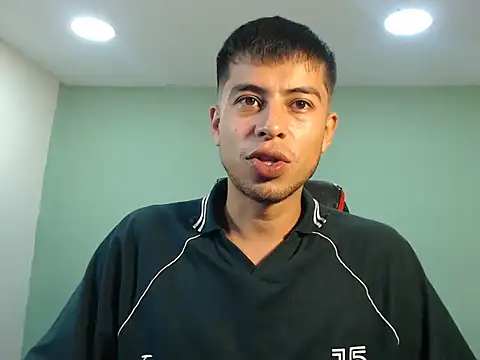 danielitopapuu online show from 11/16/25, 12:37