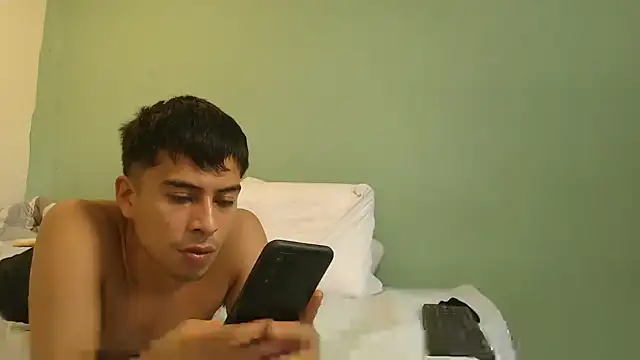 danielitopapuu online show from 06/02/26, 05:13