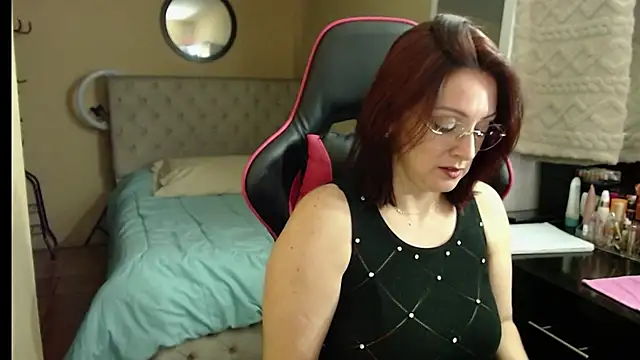 Carol Scottt online show from 09/26/25, 08:38