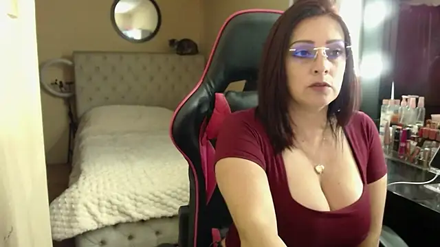 Carol Scottt online show from 02/10/26, 03:44