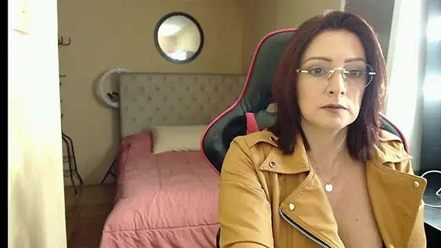 Carol Scottt online show from 09/12/25, 09:03