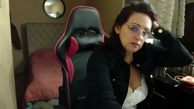 Carol Scottt online show from 03/15/26, 03:41