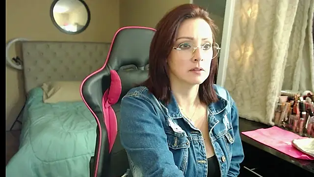 Carol Scottt online show from 09/22/25, 08:09