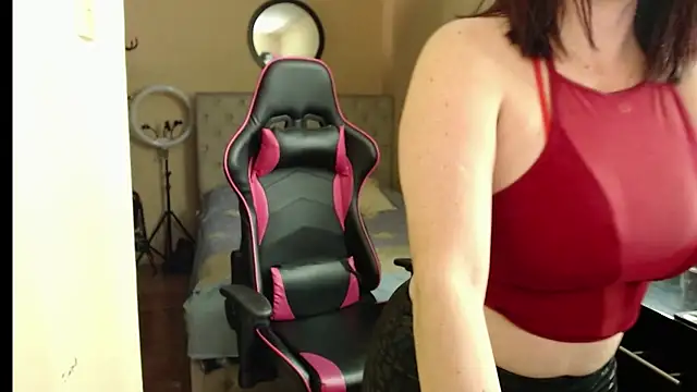 Carol Scottt online show from 12/19/25, 06:43