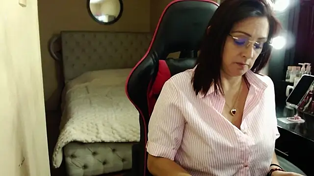 Carol Scottt online show from 02/08/26, 10:51