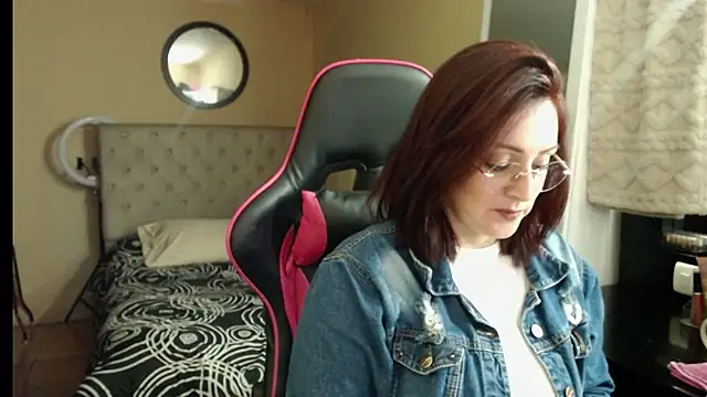 Carol Scottt online show from 10/08/25, 10:10