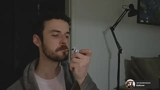 Snapshot of sexxxsutra chatting on 12/17/25, 10:04 sexxxsutra online show from 12/17/25, 10:04