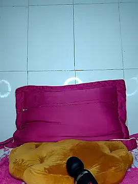 Lini Ery online show from 01/18/26, 04:10