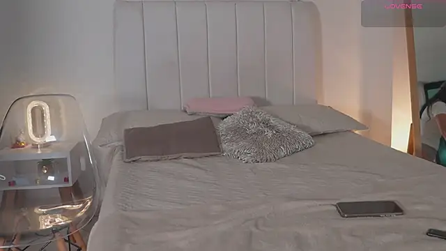 Madison evans1 online show from 02/12/26, 06:46